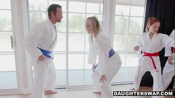 Pakistani Girl Sobia Nasir,s Pussy Creampie Discharged On WhatsApp Video Call With Her Client